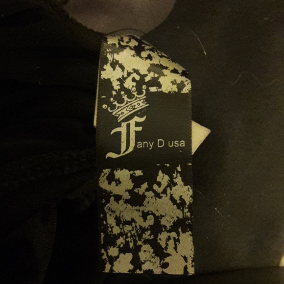 Beautiful  black dress - Picture 4 of 4